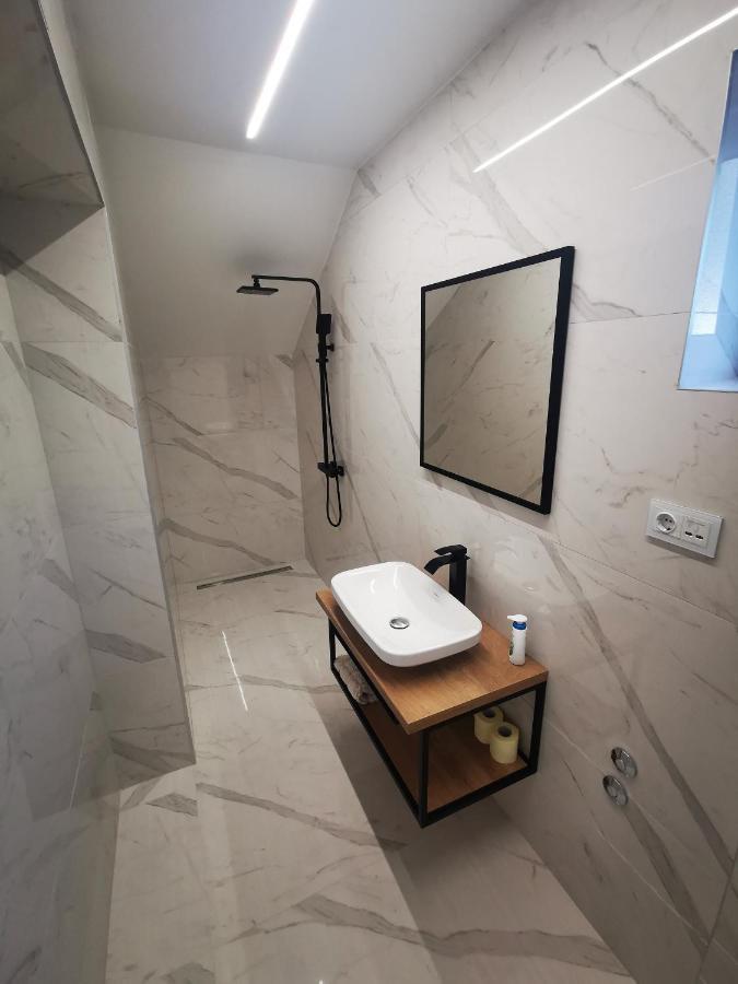 Spa Apartment Vito ヴォディツェ エクステリア 写真